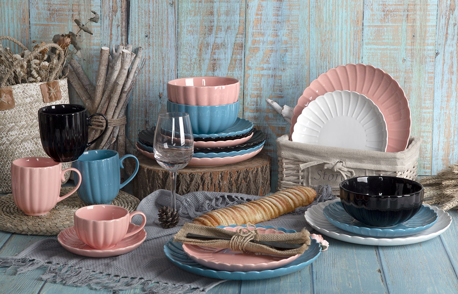 CHANGSHA HAPPY GO White Porcelain with Pumpkin Embossed Design | happygodinnerware.com