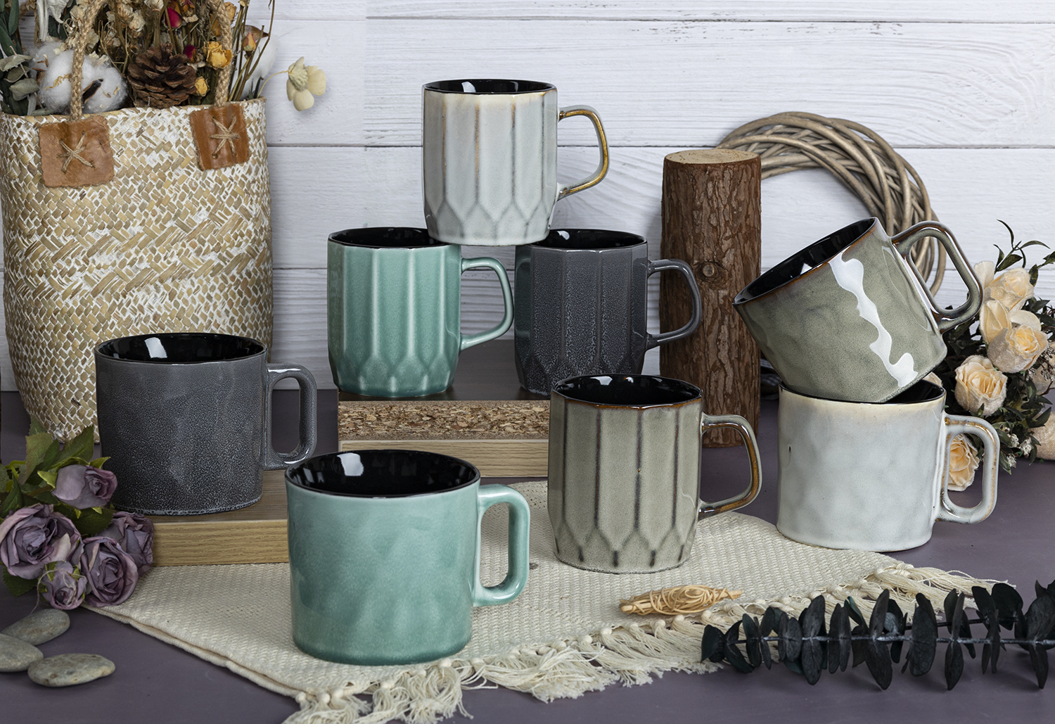 CHANGSHA HAPPY GO  Embossed Straight-Side Fine Bone China Mug with Reactive Glaze in Rich Earth Tones for Stylish Beverage Service |Dopamine Series Ceramics  |happygodinnerware.com