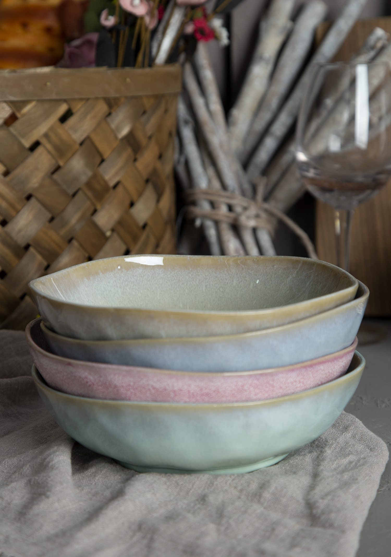 CHANGSHA HAPPY GO Irregular Shape Reactive Glaze Stoneware with Embossed Design |happygodinnerware.com