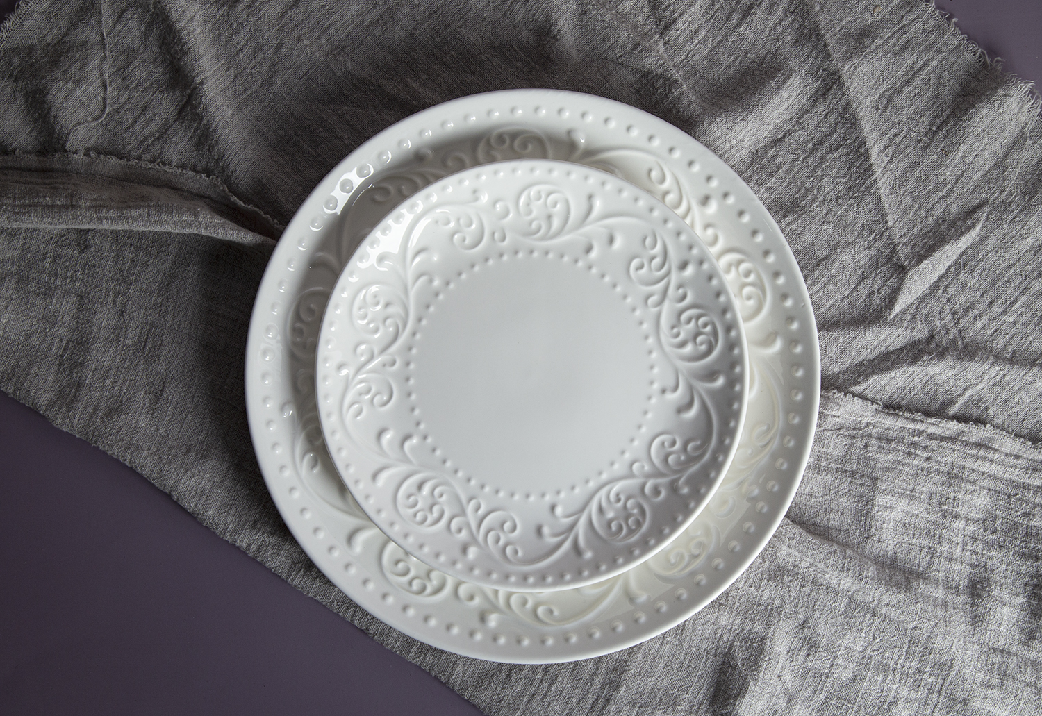 CHANGSHA HAPPY GO New Bone China European Floral Embossed Dinnerware | happygodinnerware.com