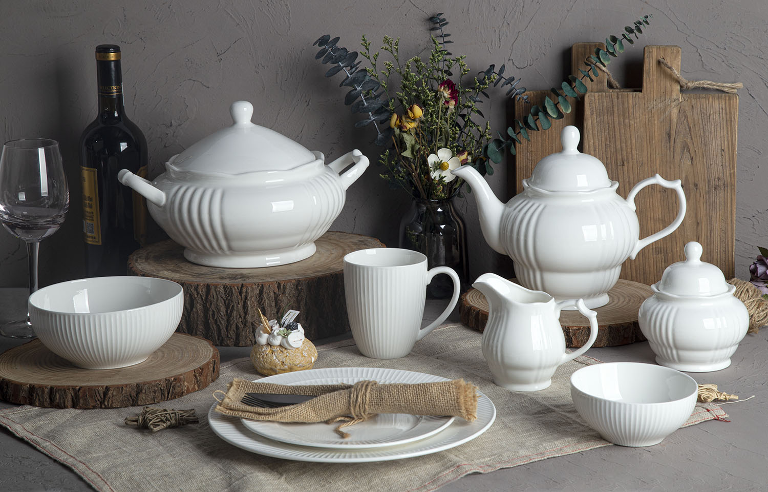 CHANGSHA HAPPY GO Vertical Striped Embossed New Bone China Collection | happygodinnerware.com