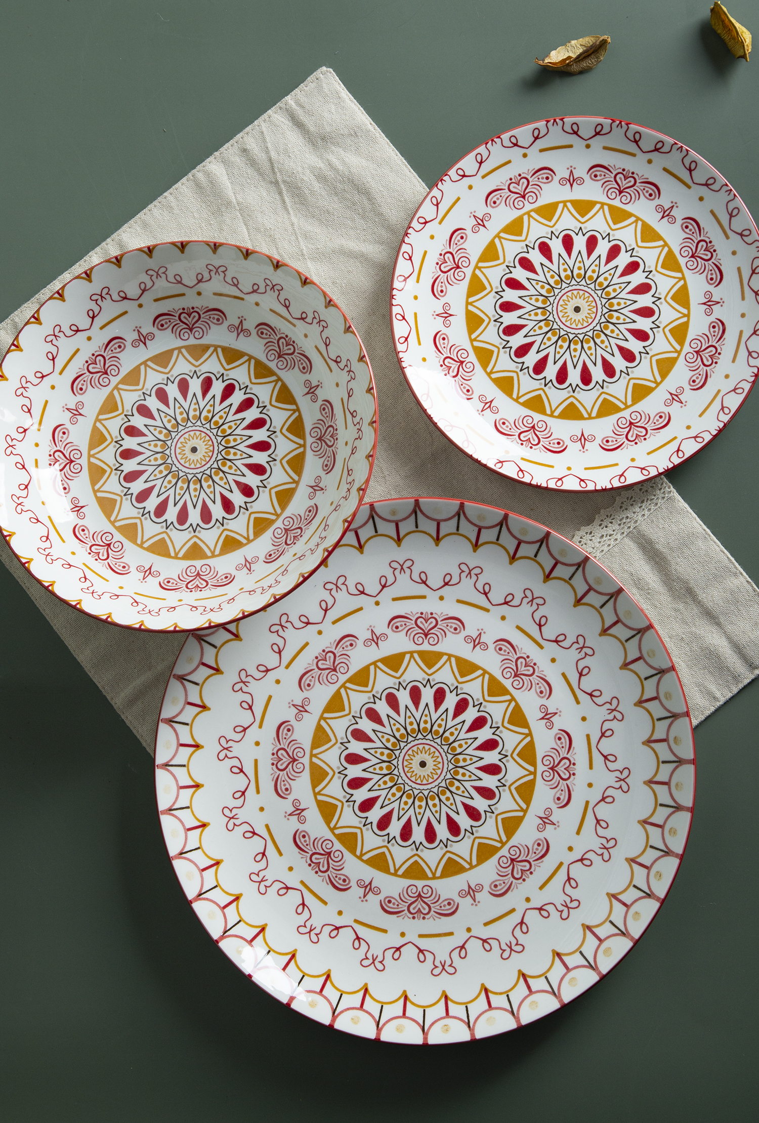 CHANGSHA HAPPY GO Nomad Lines – Printed White Porcelain Dinnerware Set | happygodinnerware.com