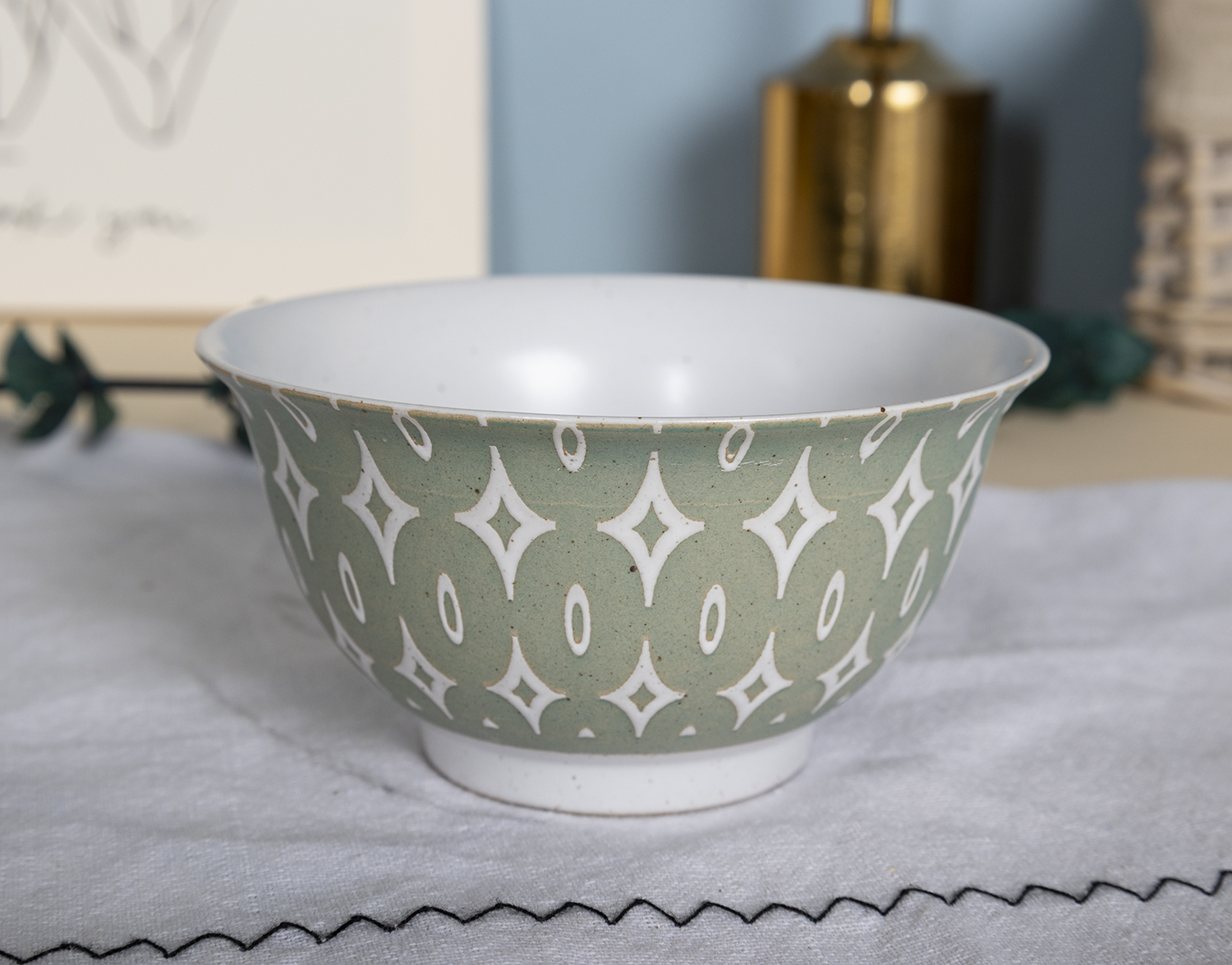 CHANGSHA HAPPY GO Colorful Geometric Patterned Stoneware Rice Bowl Set with Modern Hand-Painted Decal Designs |happygodinnerware.com