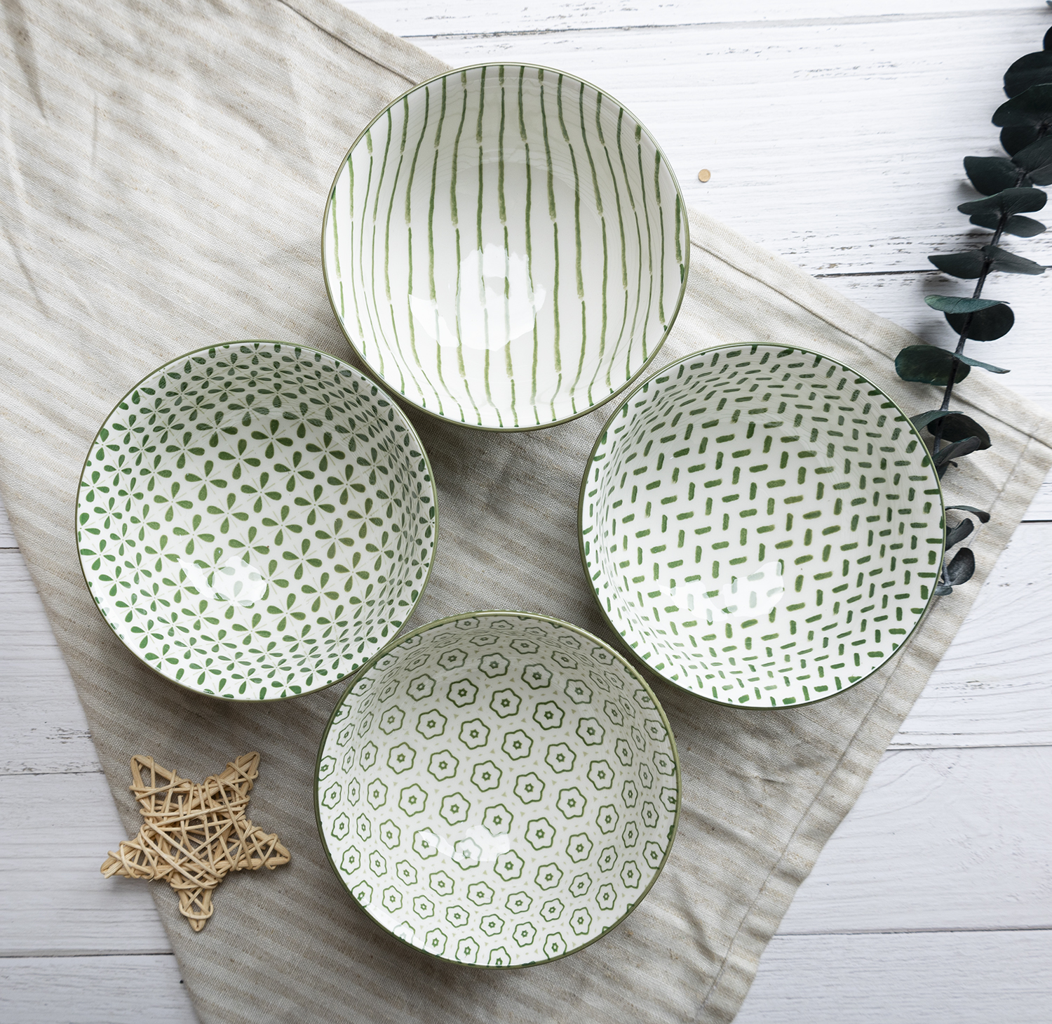 CHANGSHA HAPPY GO Botanical Green Leaf Printed White Porcelain Dinnerware Set with Nature-Inspired Patterns  |happygodinnerware.com
