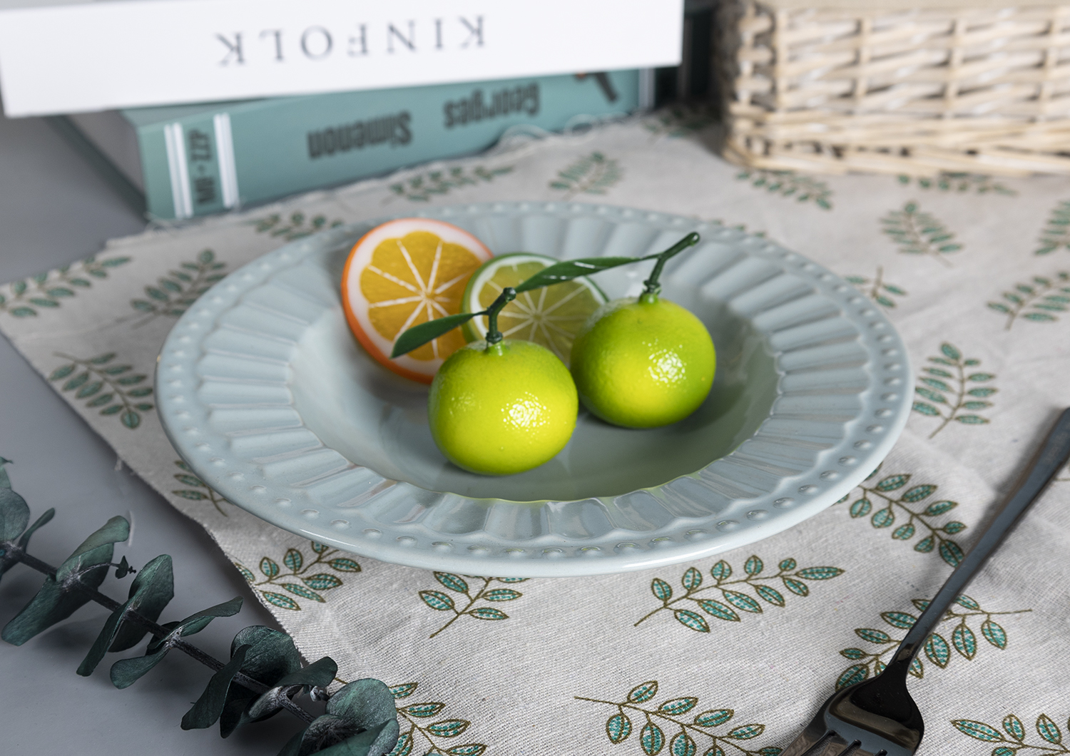 CHANGSHA HAPPY GO  Blue Embossed Stoneware British Afternoon Tea and Dinnerware Set with Fresh Color Palette  |happygodinnerware.com