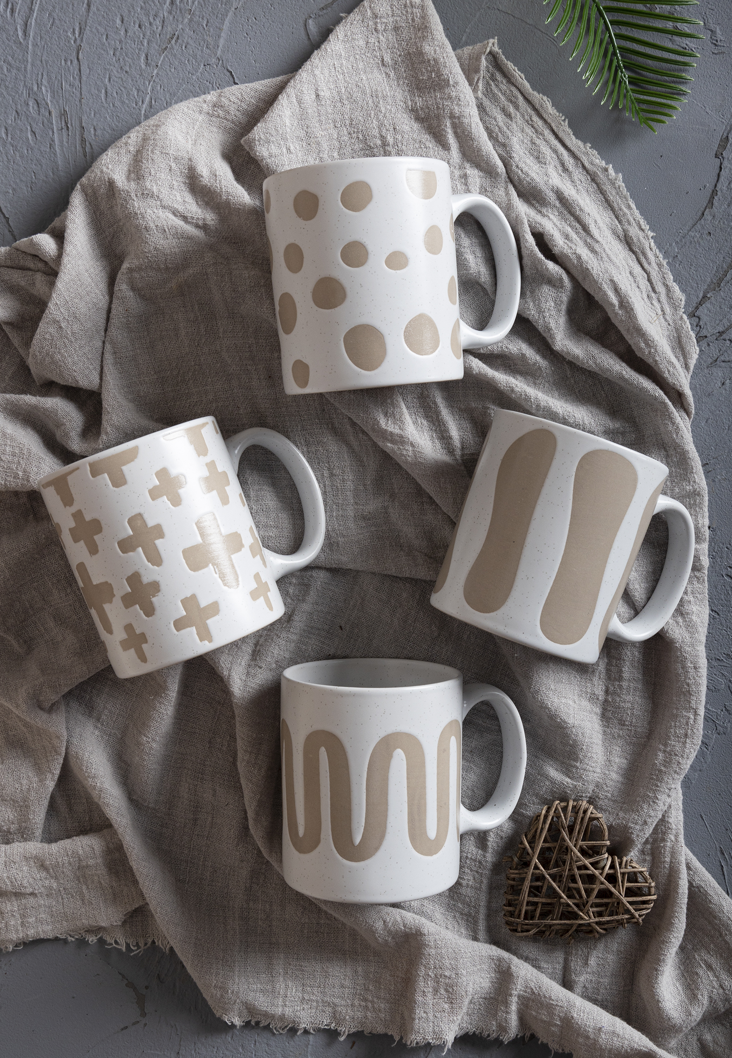 ​CHANGSHA HAPPY GO  Matte White Stoneware Coffee Mug Set with Minimalist Geometric Silkscreen   |happygodinnerware.com