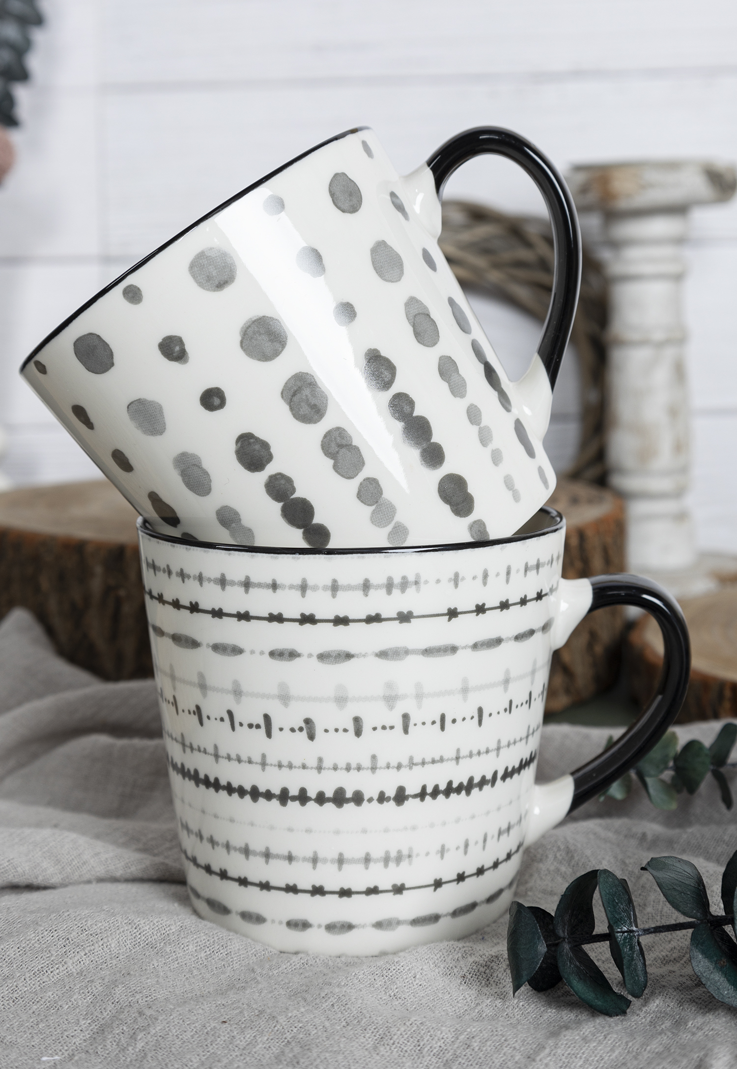 CHANGSHA HAPPY GO  Monochrome New Bone China Mug Set with Botanical and Geometric Prints in Classic Black and White  |happygodinnerware.com