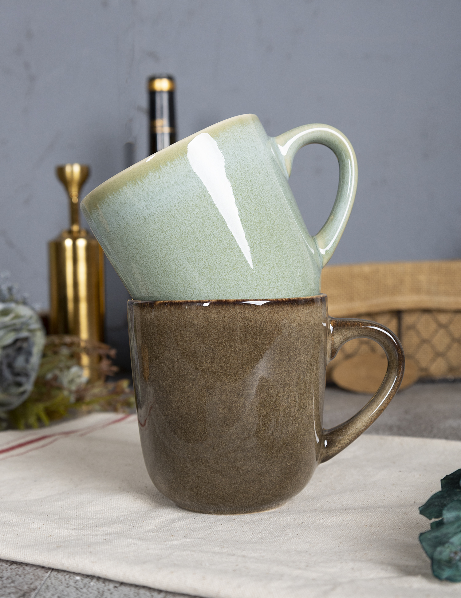 CHANGSHA HAPPY GO Matte Gray-Green Reactive Glaze Stoneware Dinner Set with Subtle Contrast  |happygodinnerware.com