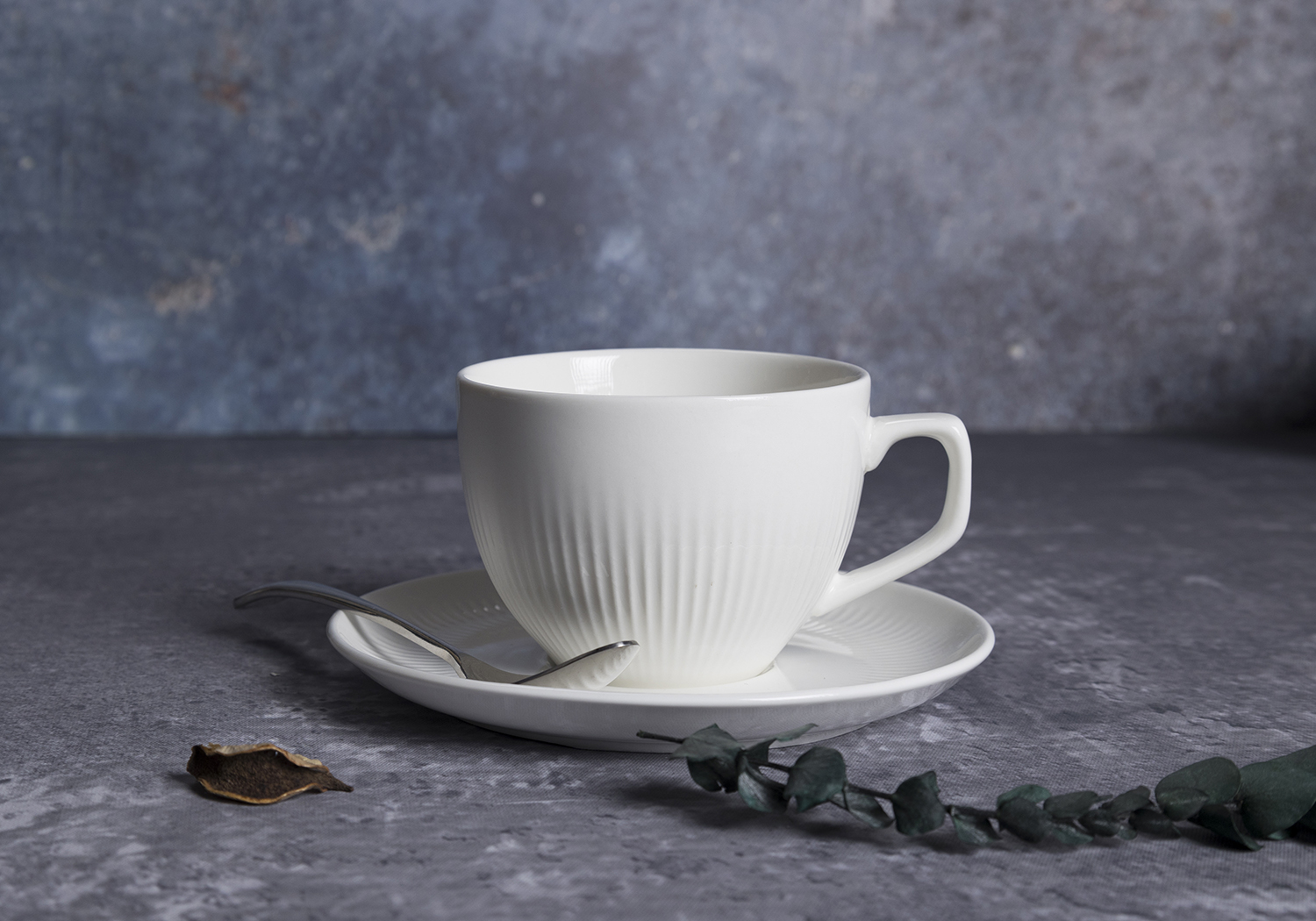 CHANGSHA HAPPY GO Elegant White Fine Bone China Dinner Set |happygodinnerware.com