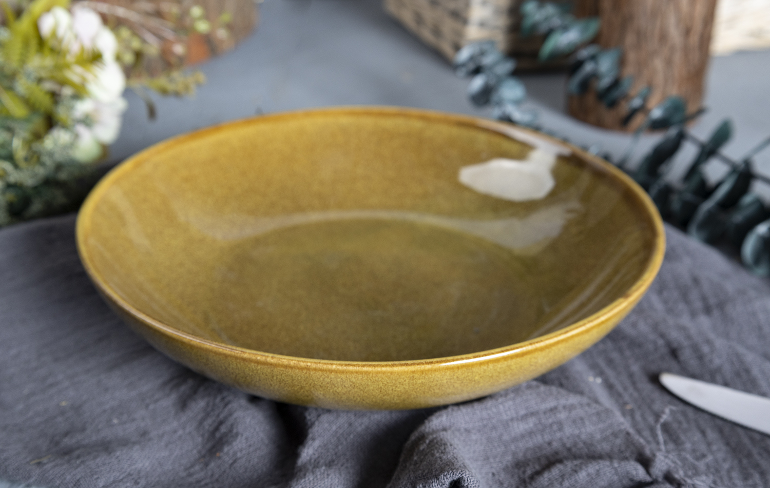 CHANGSHA HAPPY GO Reactive Glaze Stoneware Dining Set in Sky Teal and Dune Beige with Nature-Inspired Tonal Contrast |happygodinnerware.com