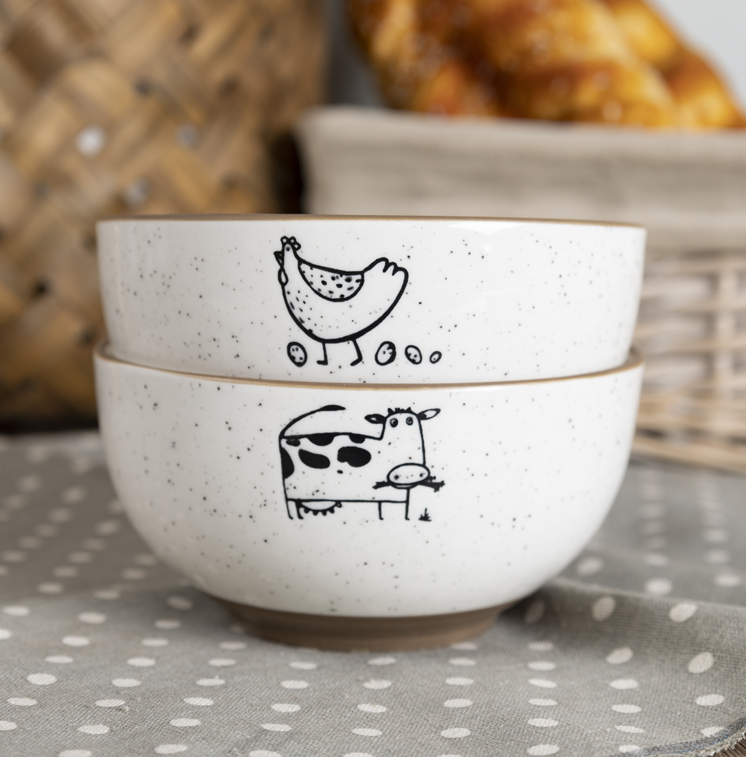 CHANGSHA HAPPY GO  Charming Farm Animal Sketch New Bone China Mug Set with Rustic Speckled Glaze Finish  |happygodinnerware.com