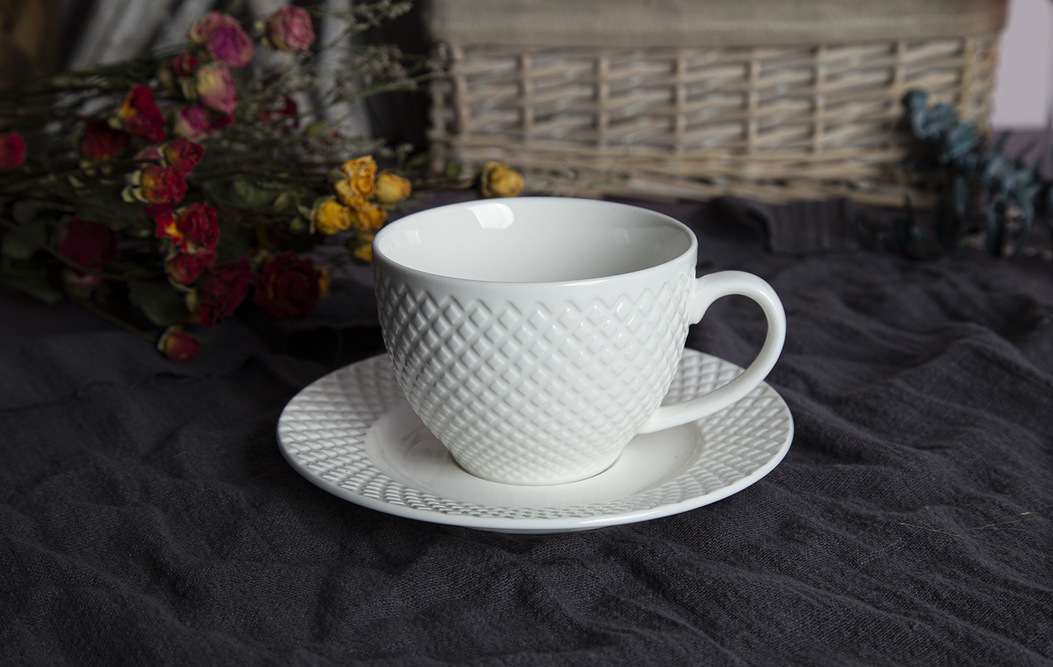 CHANGSHA HAPPY GO Diamond-Embossed New Bone China Dinnerware | happygodinnerware.com