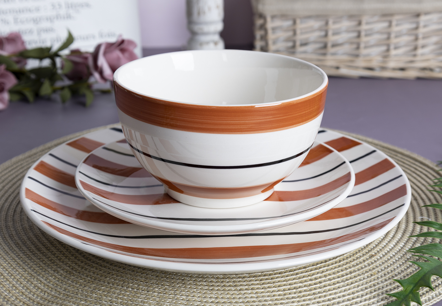 CHANGSHA HAPPY GO Autumn and Winter Handpainted Fine Earthenware Dinnerware Set with Warm Stripes and Cozy Seasonal Colors  |happygodinnerware.com