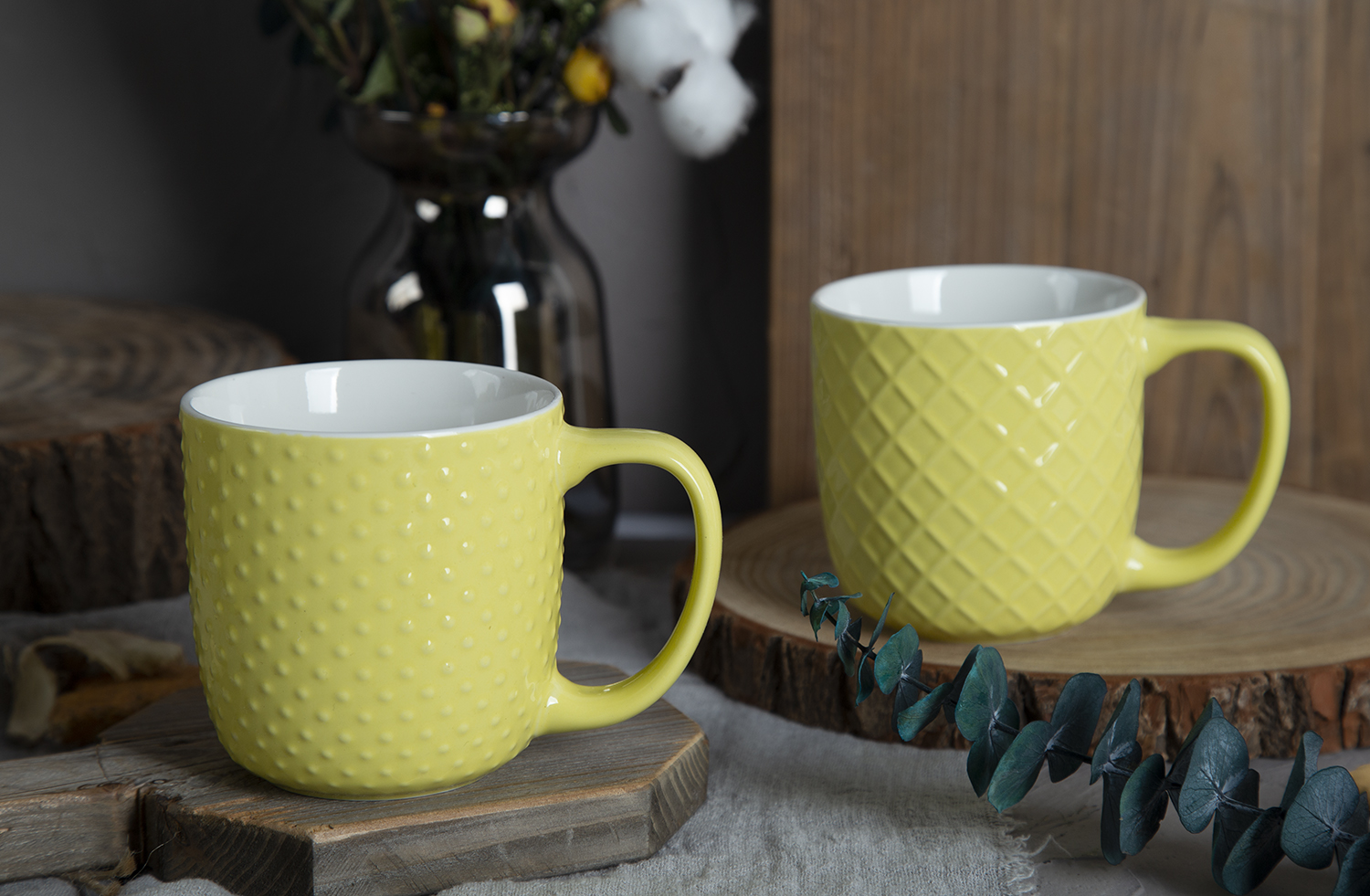 CHANGSHA HAPPY GO Yellow Embossed Bone China Mugs – Color Glaze with 3D Relief Pattern Finish |happygodinnerware.com