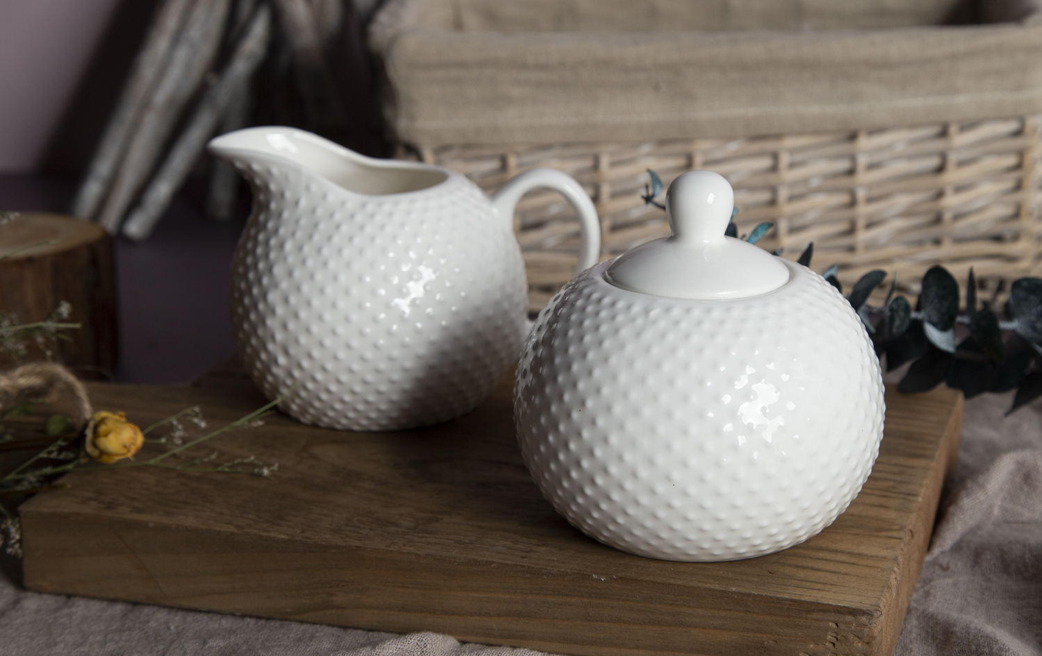 CHANGSHA HAPPY GO Polka-Dot Embossed New Bone China Collection | happygodinnerware.com