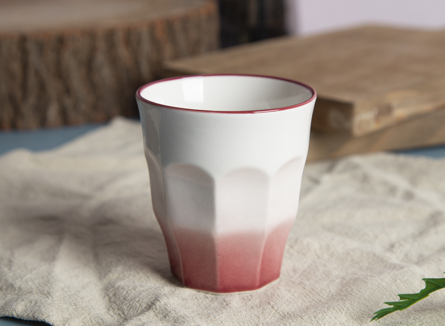 CHANGSHA HAPPY GO Gourd-Shaped Embossed Design New Bone China Mugs and Bowls |happygodinnerware.com