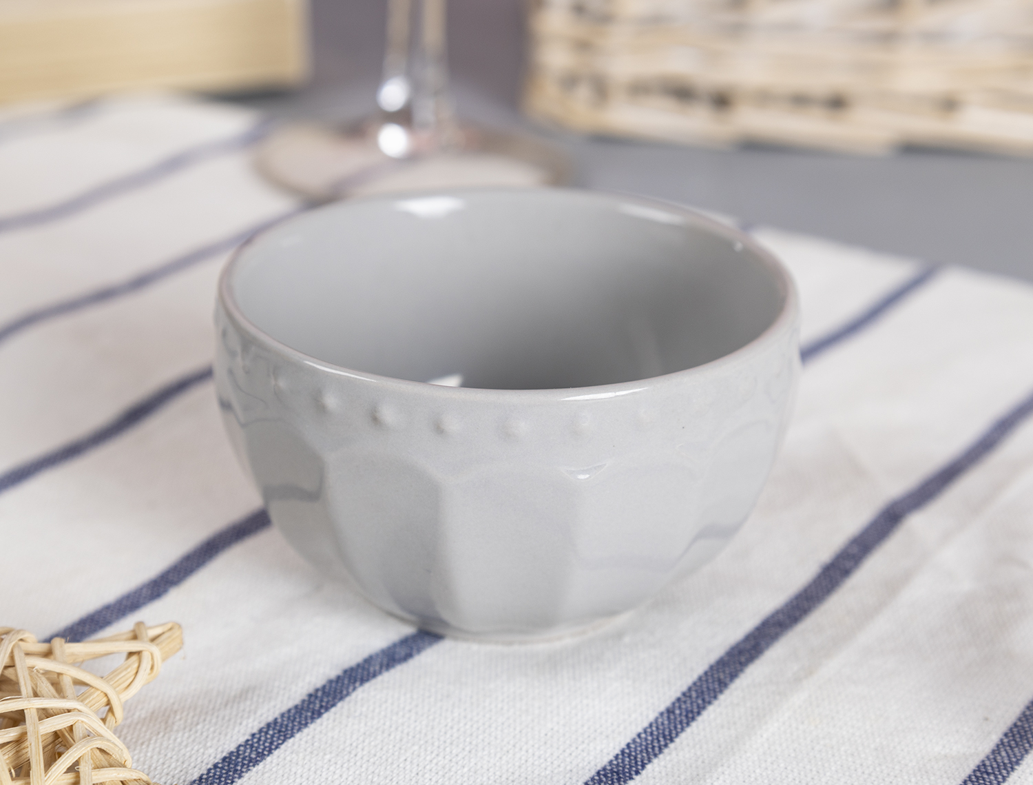 CHANGSHA HAPPY GO  Gray Embossed Stoneware British Afternoon Tea and Dinnerware Set with Minimalist Design  |happygodinnerware.com