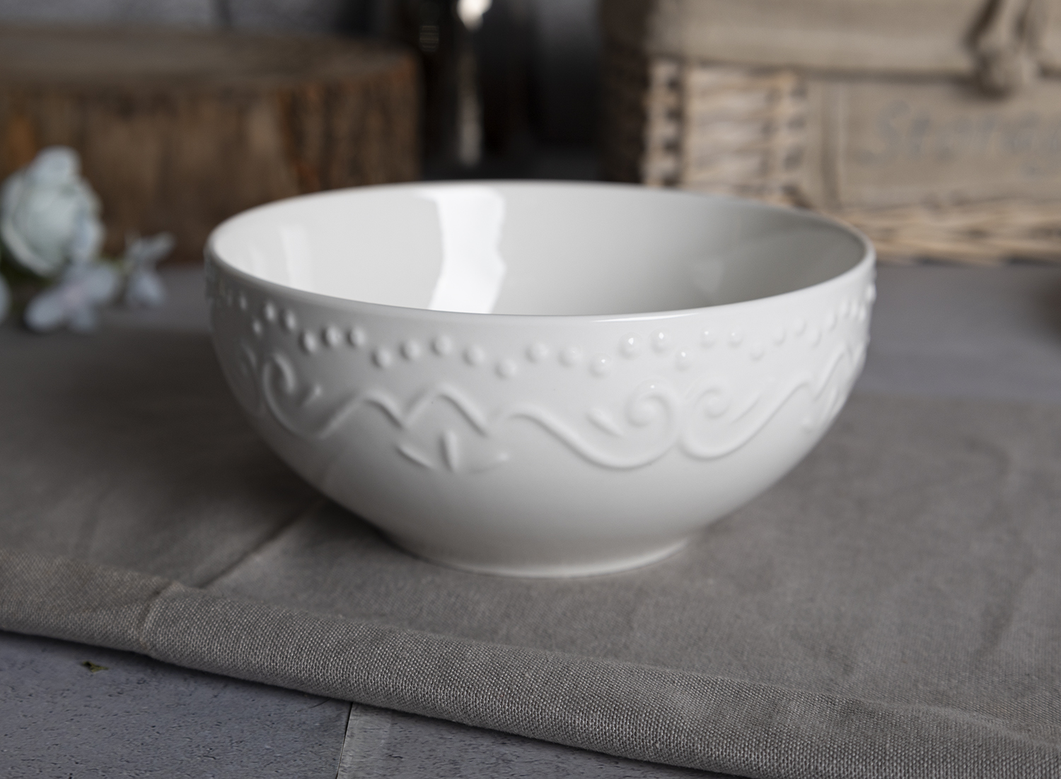 CHANGSHA HAPPY GO New Bone China European Floral Embossed Dinnerware | happygodinnerware.com