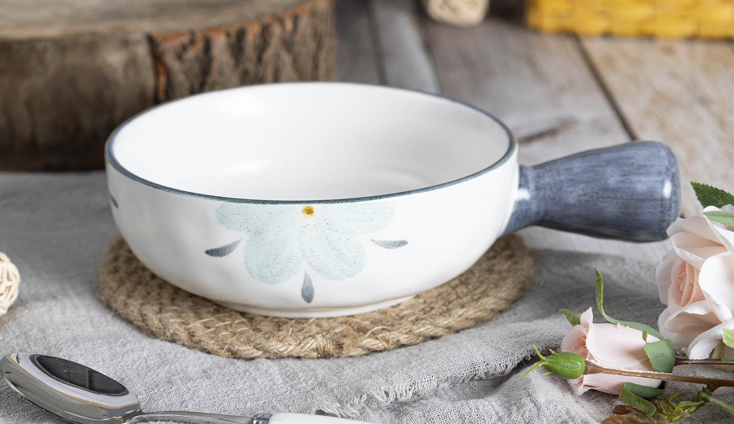 CHANGSHA HAPPY GO Elegant Embossed Fine Bone China Dinnerware Set with Matte Floral Motifs in Soft Green and Blue  |happygodinnerware.com