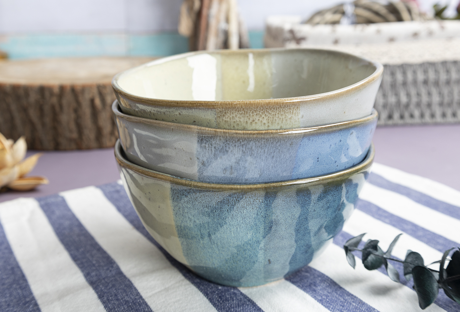 CHANGSHA HAPPY GO  Multicolor Patchwork Reactive Glaze Stoneware Dinnerware Set with Artisanal Embossed Texture |Dopamine Series Ceramics  |happygodinnerware.com