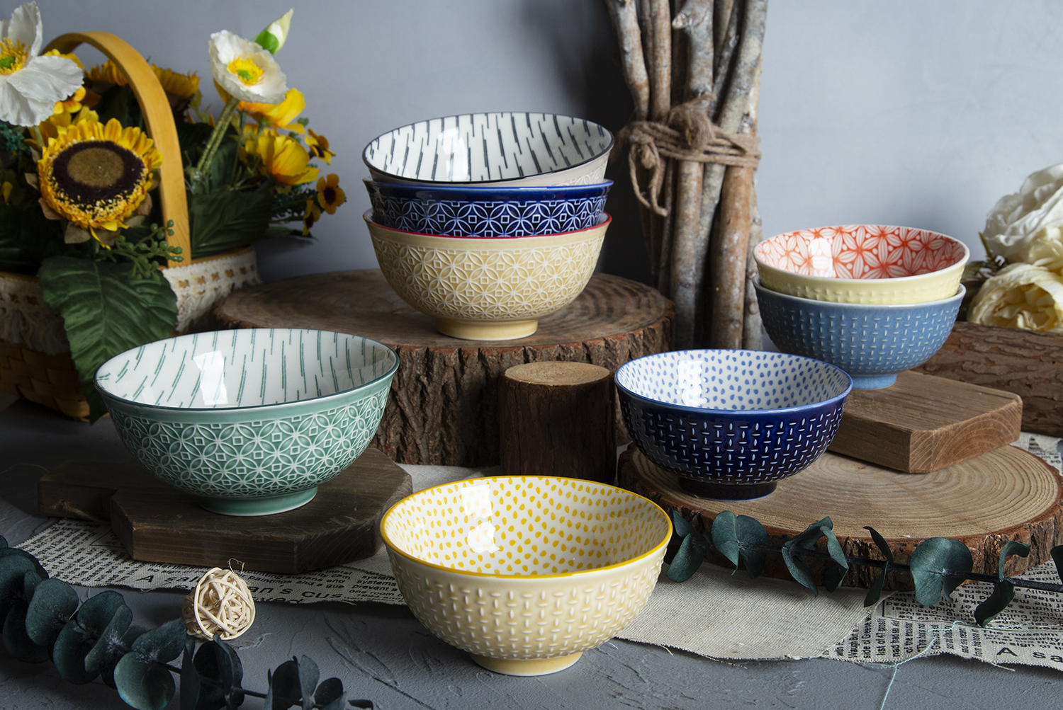 CHANGSHA HAPPY GO Coin Pattern Embossed Stoneware Bowls with Floral Print | happygodinnerware.com