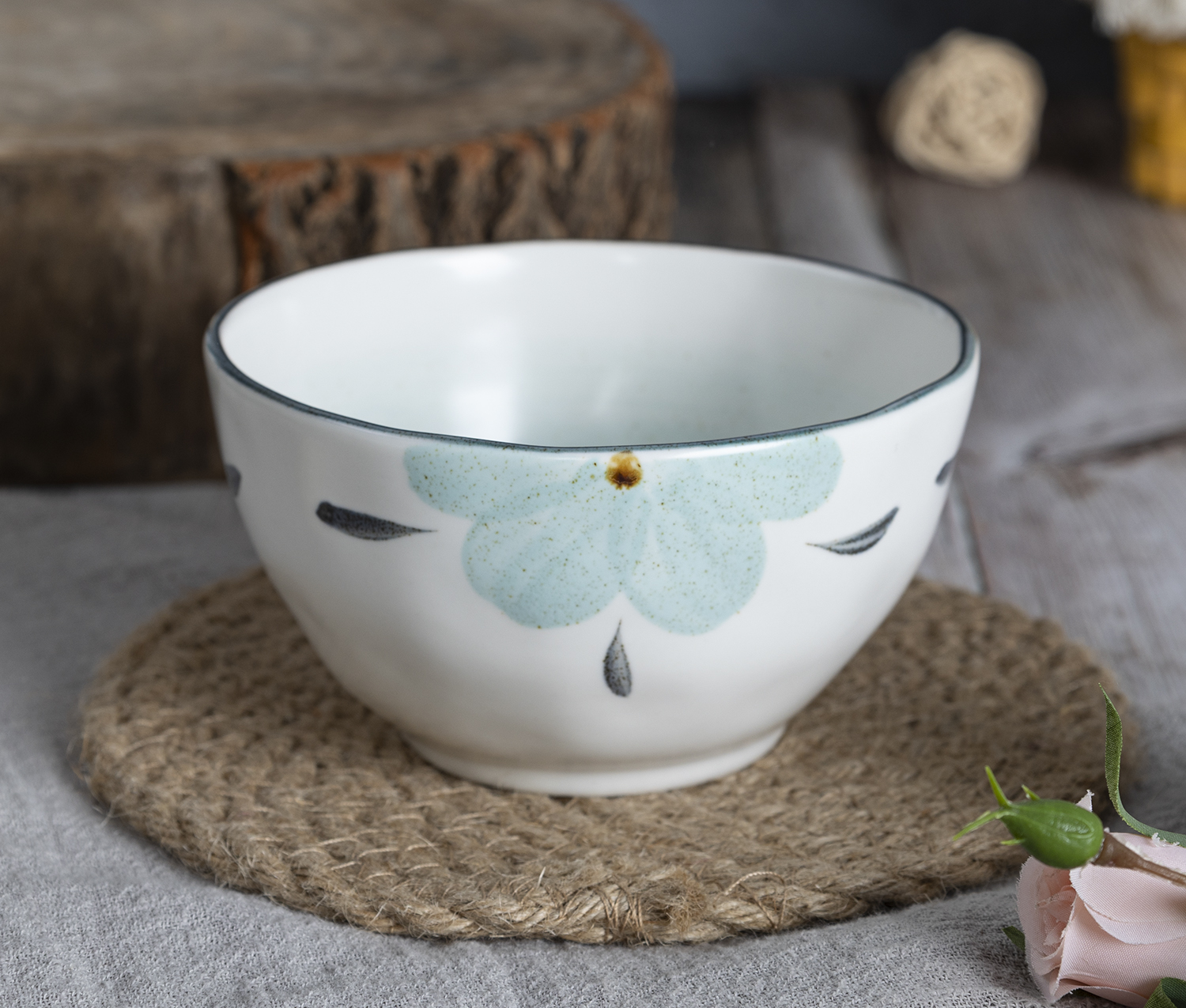 CHANGSHA HAPPY GO Elegant Embossed Fine Bone China Dinnerware Set with Matte Floral Motifs in Soft Green and Blue  |happygodinnerware.com