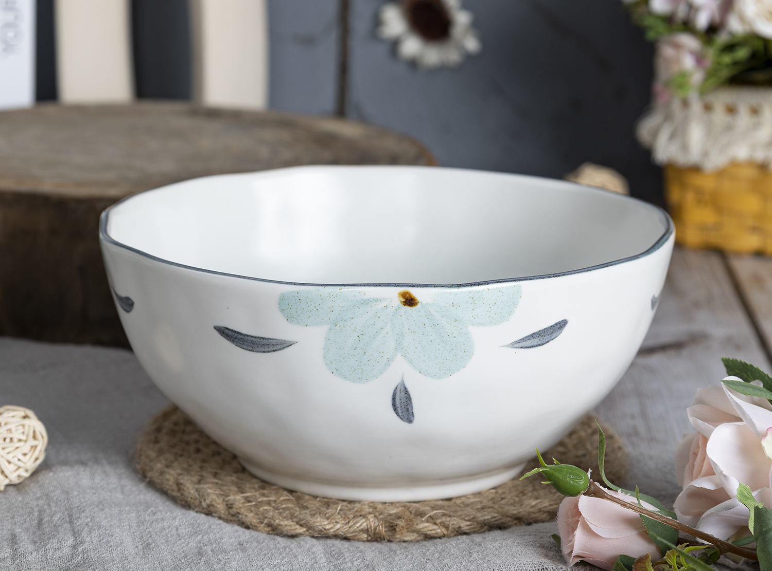 CHANGSHA HAPPY GO Elegant Embossed Fine Bone China Dinnerware Set with Matte Floral Motifs in Soft Green and Blue  |happygodinnerware.com