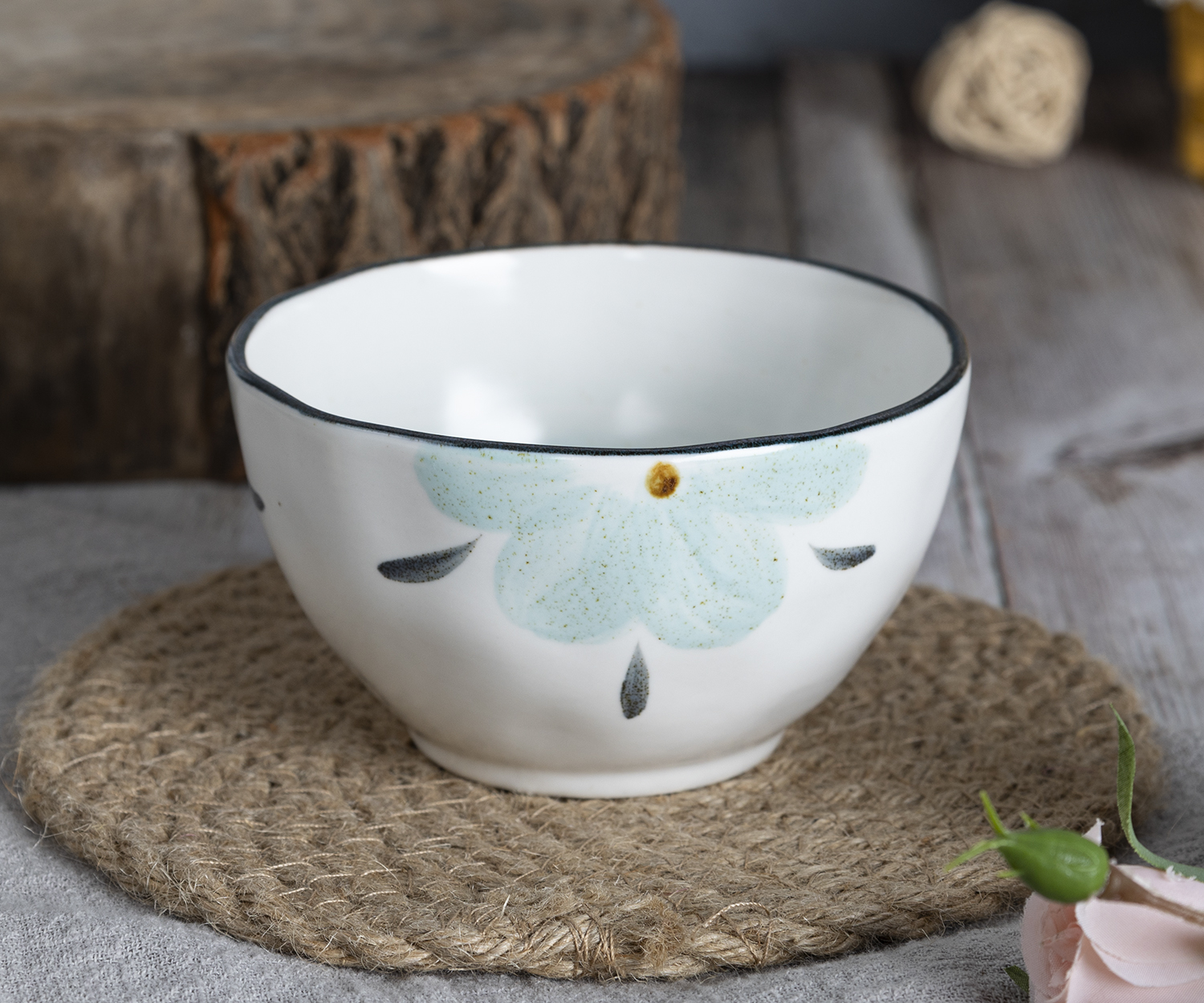 CHANGSHA HAPPY GO Elegant Embossed Fine Bone China Dinnerware Set with Matte Floral Motifs in Soft Green and Blue  |happygodinnerware.com