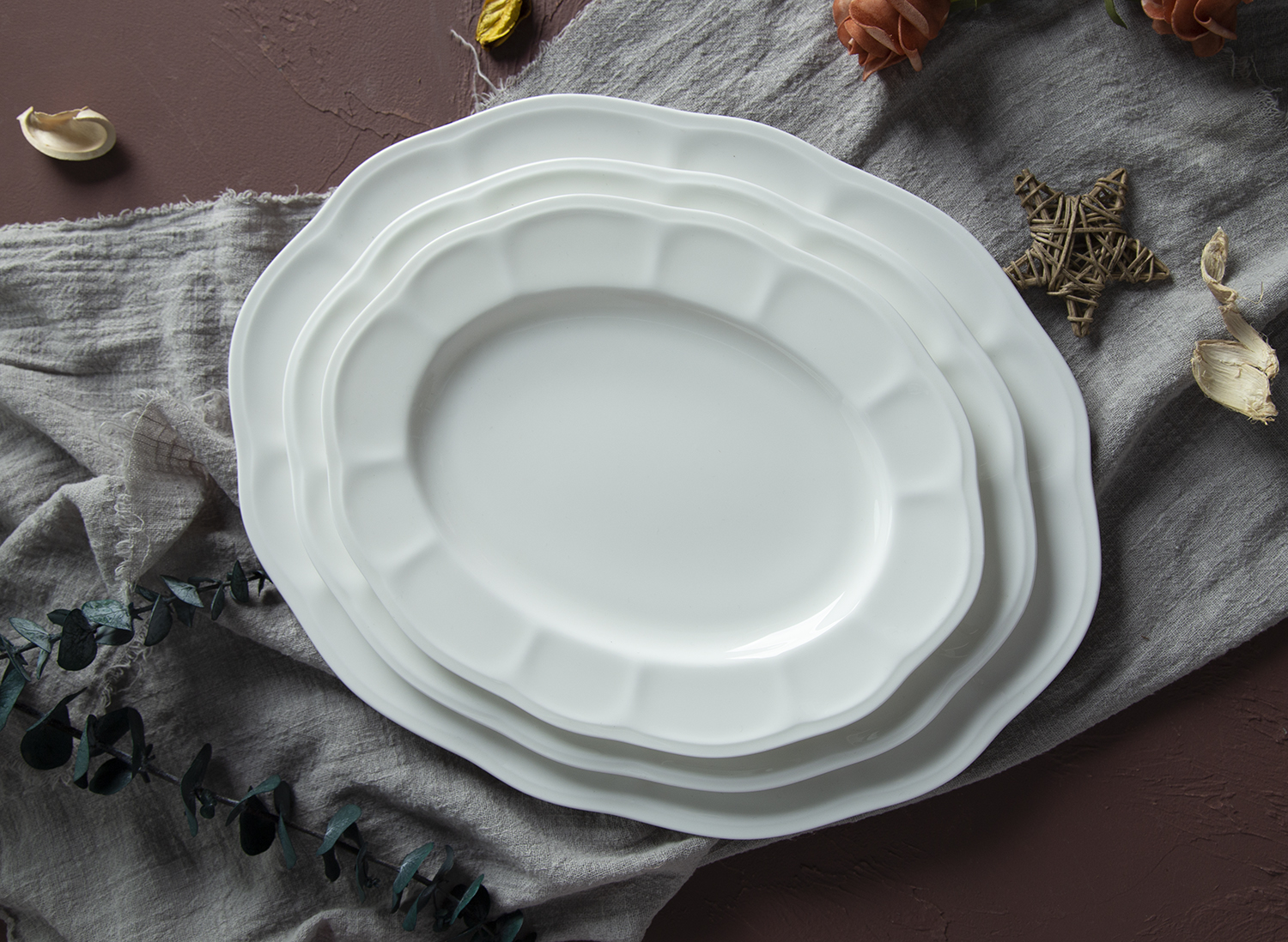 ​CHANGSHA HAPPY GO Elegant Embossed Bone China Tea Cup and Saucer Set |happygodinnerware.com