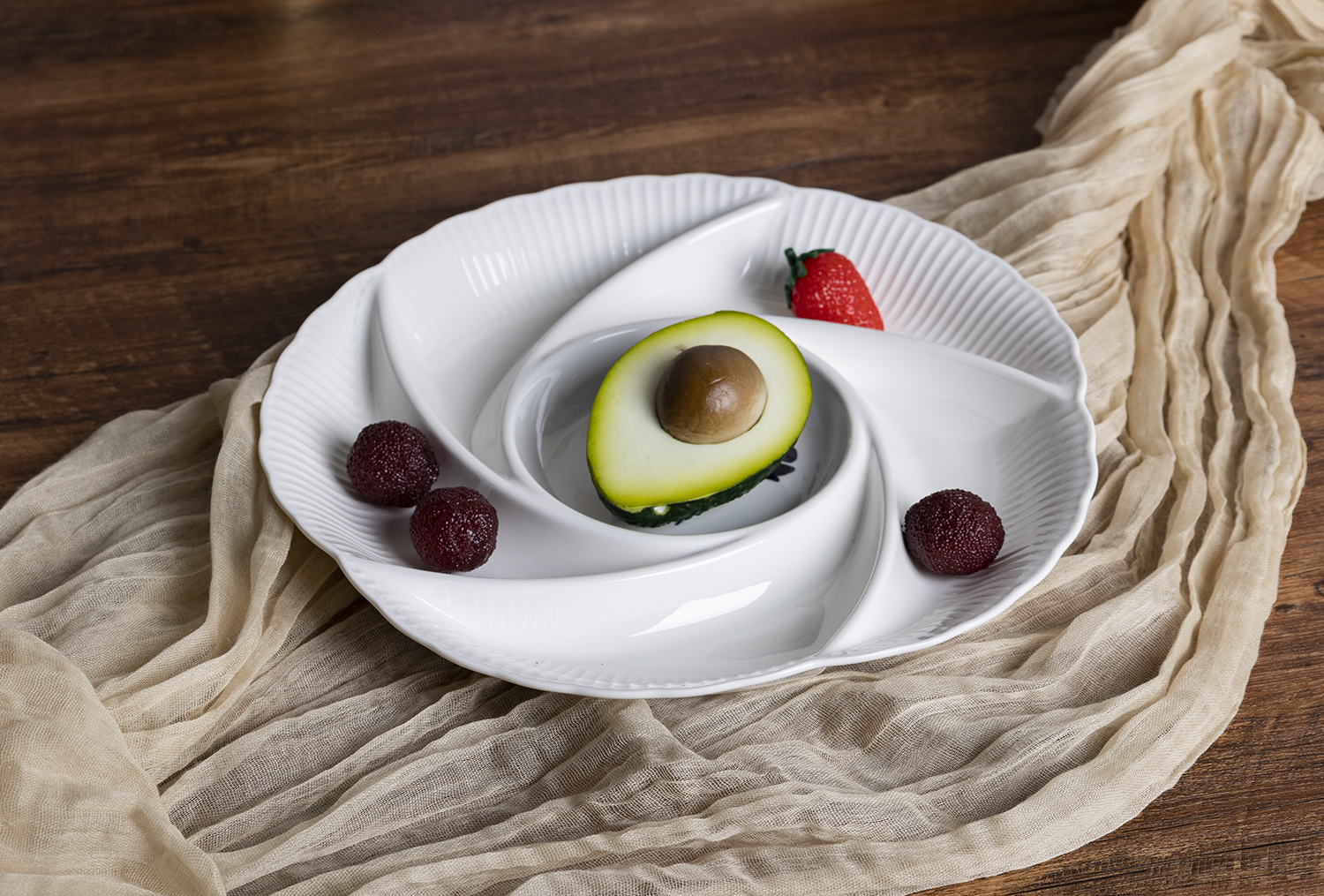 CHANGSHA HAPPY GO Vertical Striped Embossed New Bone China Collection | happygodinnerware.com