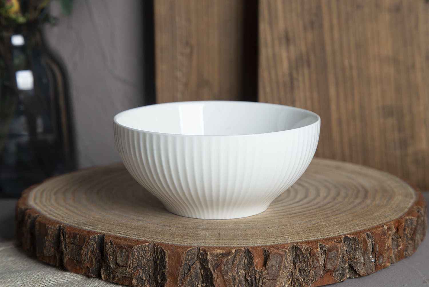 CHANGSHA HAPPY GO Vertical Striped Embossed New Bone China Collection | happygodinnerware.com