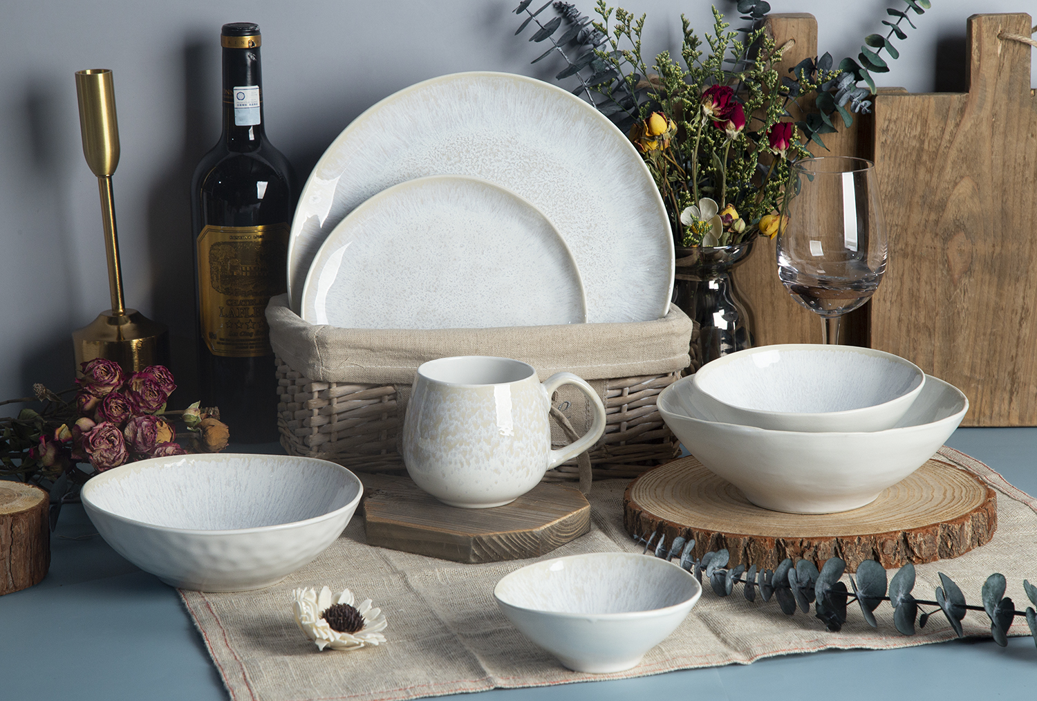 CHANGSHA HAPPY GO Sculptural Reactive Glaze Stoneware Dinner Set |happygodinnerware.com