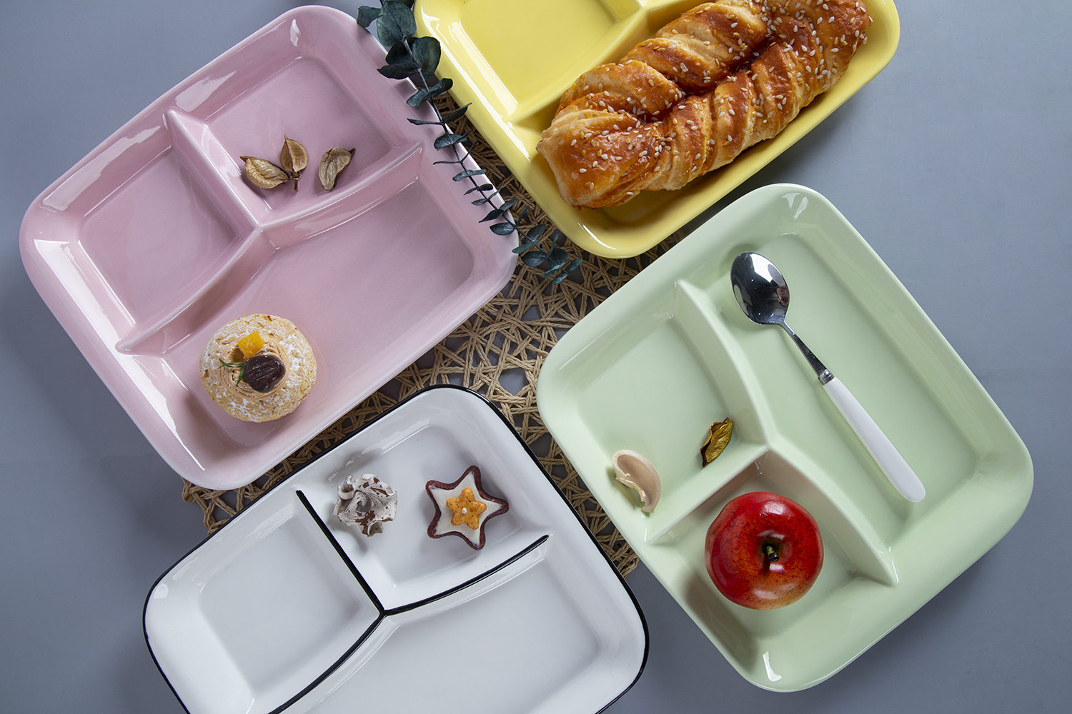 CHANGSHA HAPPY GO New Bone China Divided Plate | happygodinnerware.com