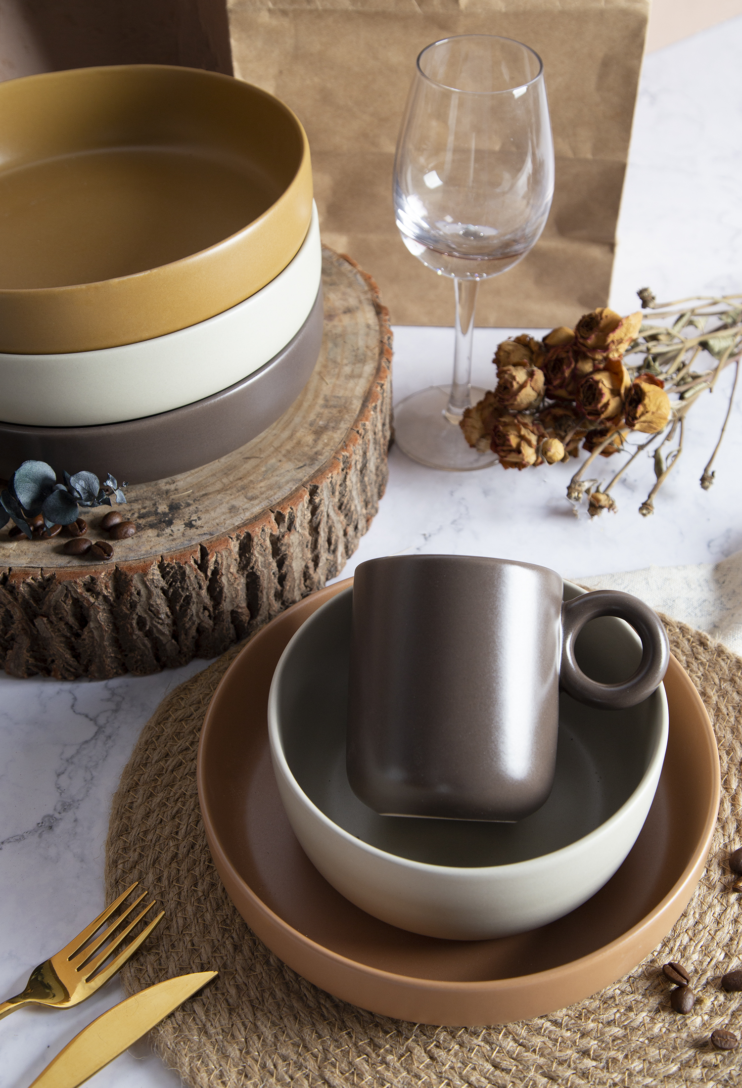 CHANGSHA HAPPY GO Color Glaze Ceramic Tableware with Unique Color Combinations |happygodinnerware.com