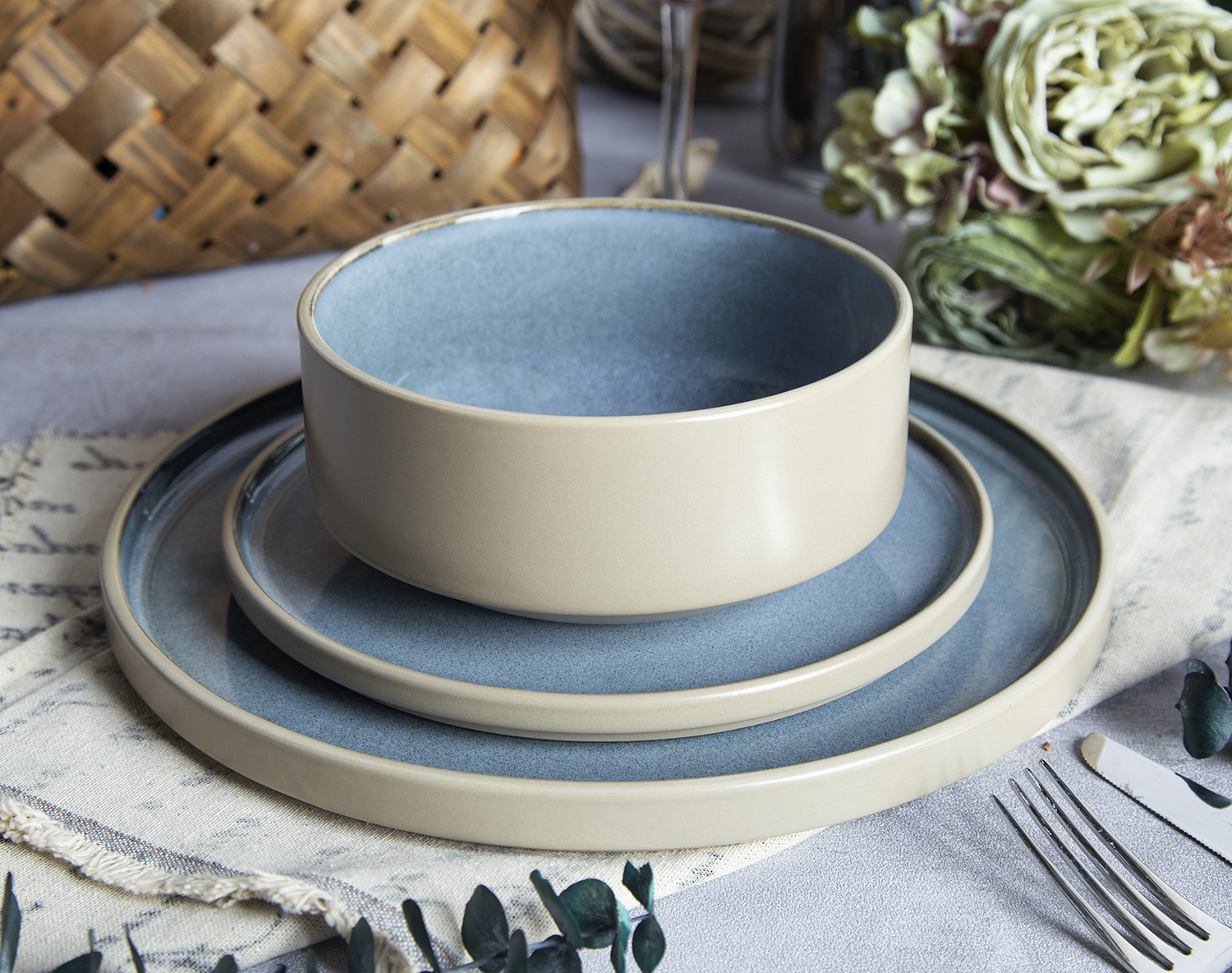CHANGSHA HAPPY GO Dusty Blue & Taupe Reactive Glaze Elegance |happygodinnerware.com
