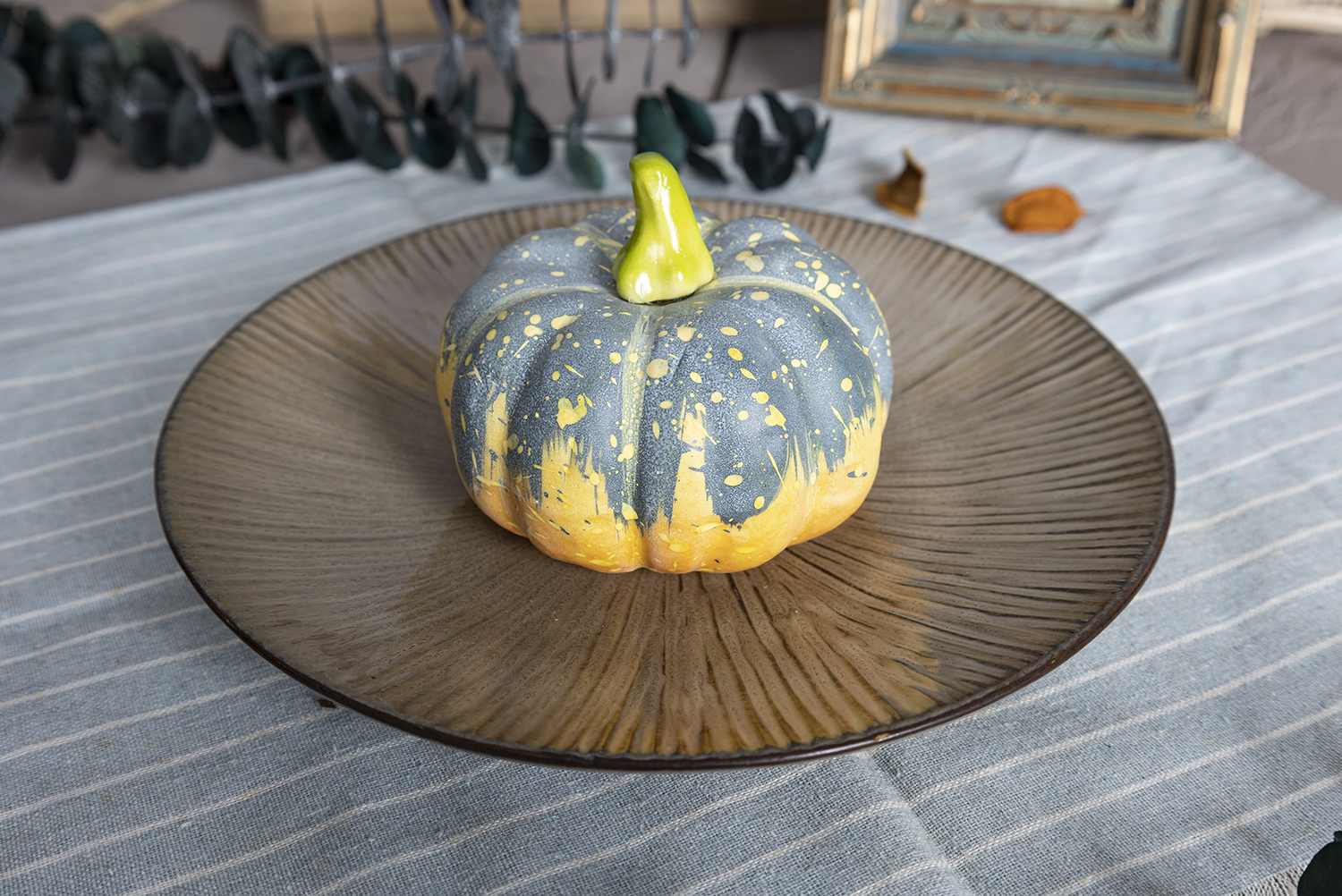 CHANGSHA HAPPY GO Handcrafted Style Fine Embossed Reactive Glaze Stoneware Mug and Tea Set for Elegant Serving  |happygodinnerware.com