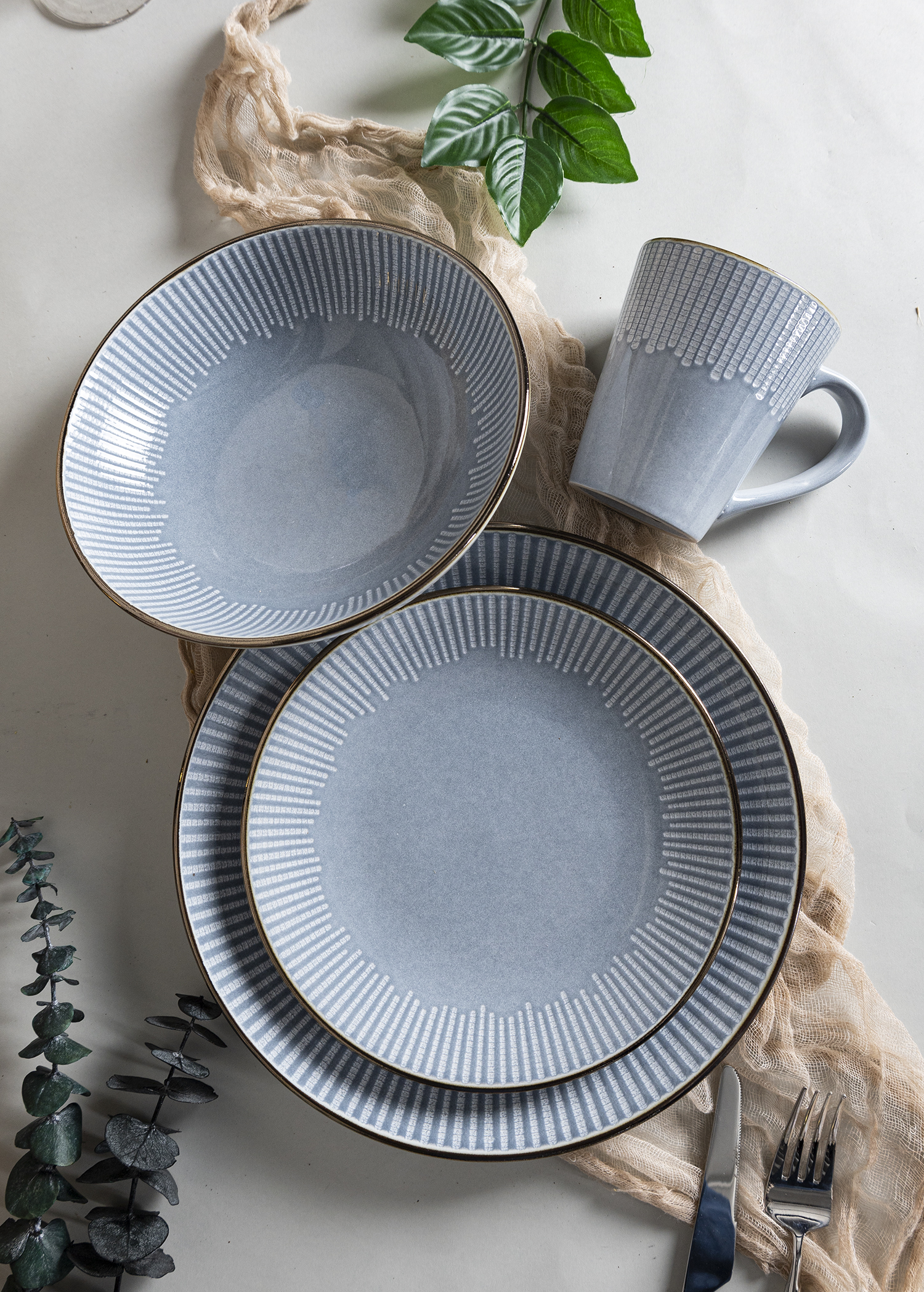 CHANGSHA HAPPY GO  Modern Striped Stoneware Dinnerware Set with Subtle Reactive Glaze and Embossed Print for Everyday Elegant Dining |Dopamine Series Ceramics|happygodinnerware.com