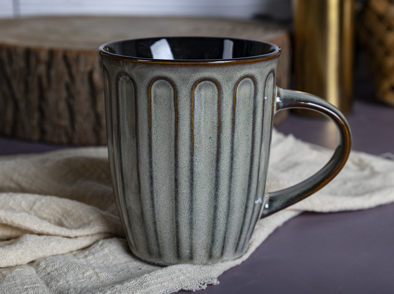 CHANGSHA HAPPY GO  Geometric Embossed Fine Bone China Mug with Matte Reactive Glaze for Contemporary Drinkware Collections |Dopamine Series Ceramics  |happygodinnerware.com