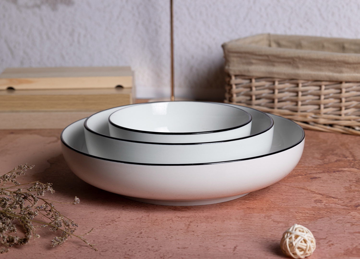 CHANGSHA HAPPY GO White Porcelain Colored Glaze Dinnerware Set | happygodinnerware.com