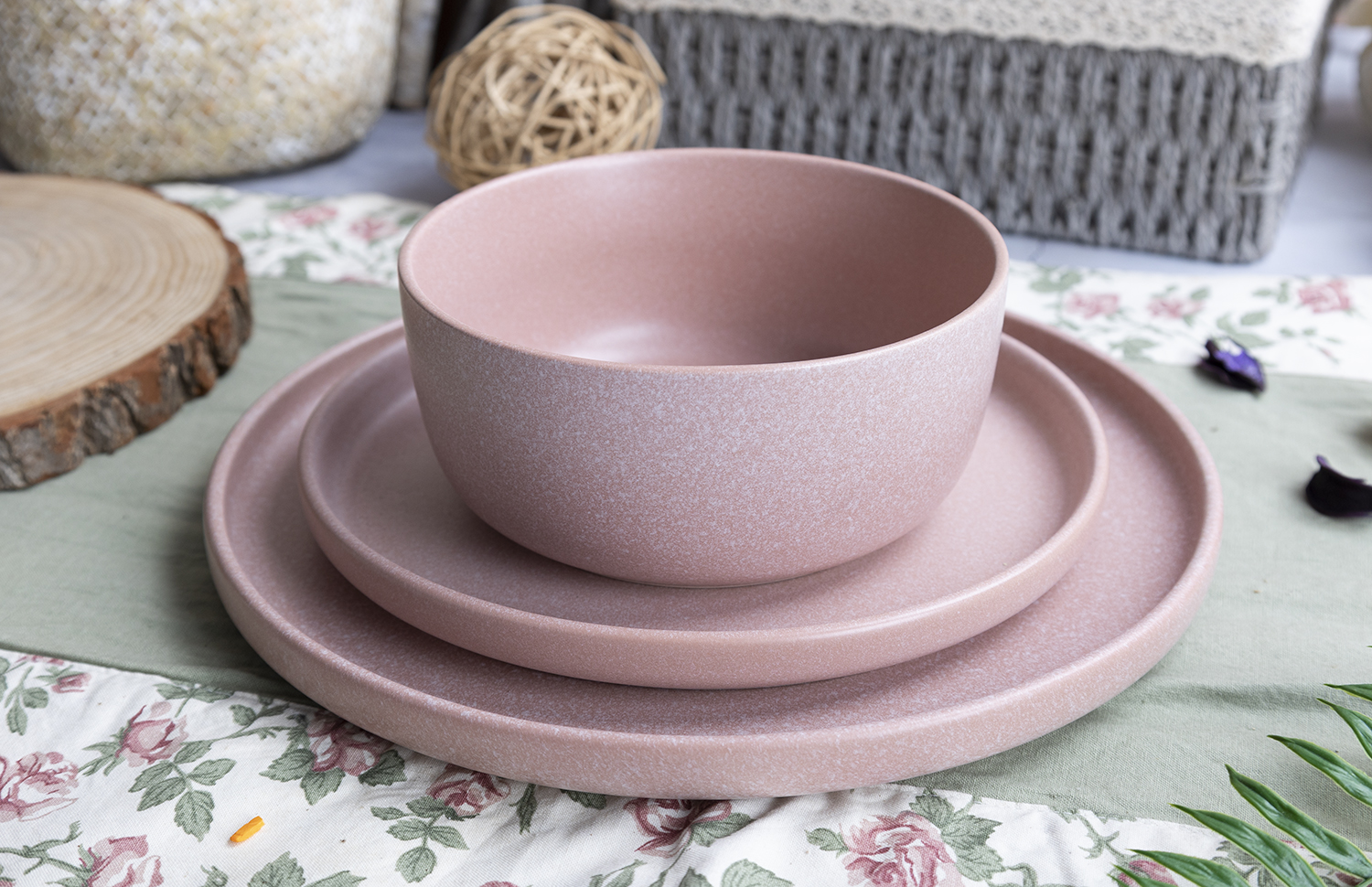 CHANGSHA HAPPY GO Spring Breeze Matte Reactive Glaze Stoneware Collection | Pastel Spring–Summer Palette |Dopamine Series Ceramics|happygodinnerware.com
