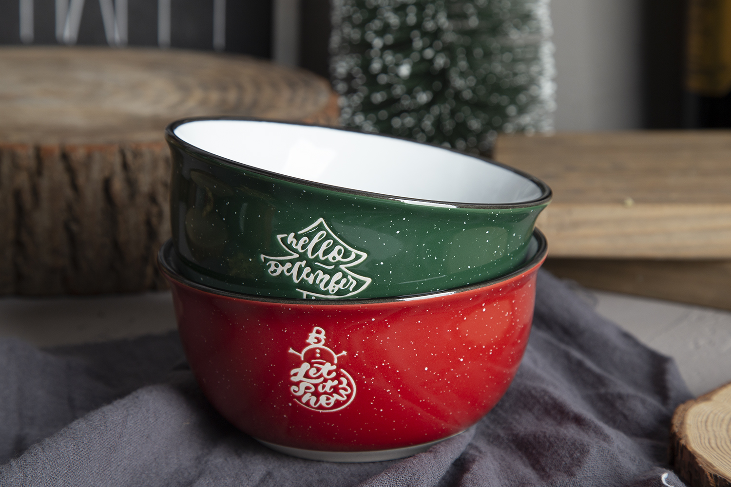 CHANGSHA HAPPY GO Christmas Enamel-Look Stoneware Mugs with Under-Glaze Screen Print | happygodinnerware.com
