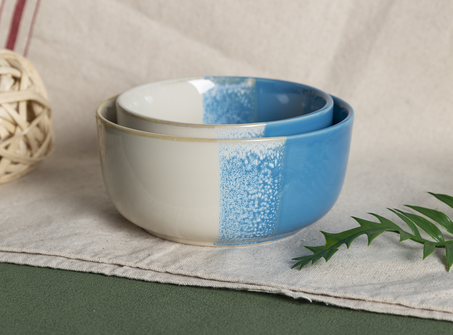 CHANGSHA HAPPY GO  Triple-Color Block Reactive Glaze Stoneware Dinner Set with Unique Layered Design |Dopamine Series Ceramics  |happygodinnerware.com
