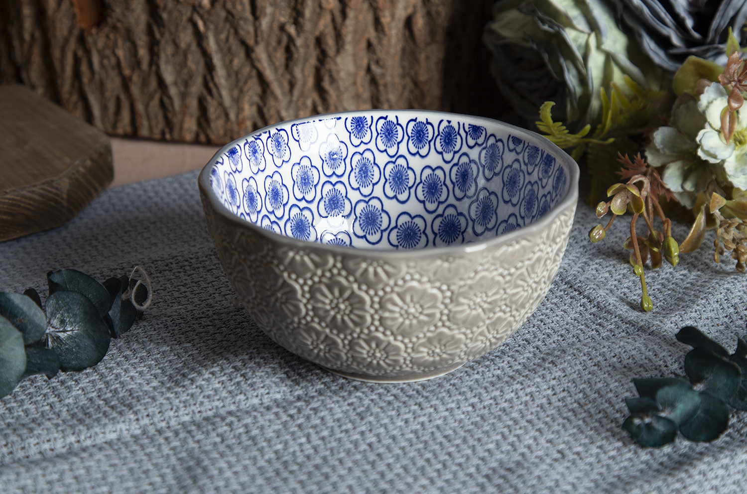 CHANGSHA HAPPY GO Small Sunflower Embossed Stoneware Bowls with Color Glaze and Floral Print | happygodinnerware.com