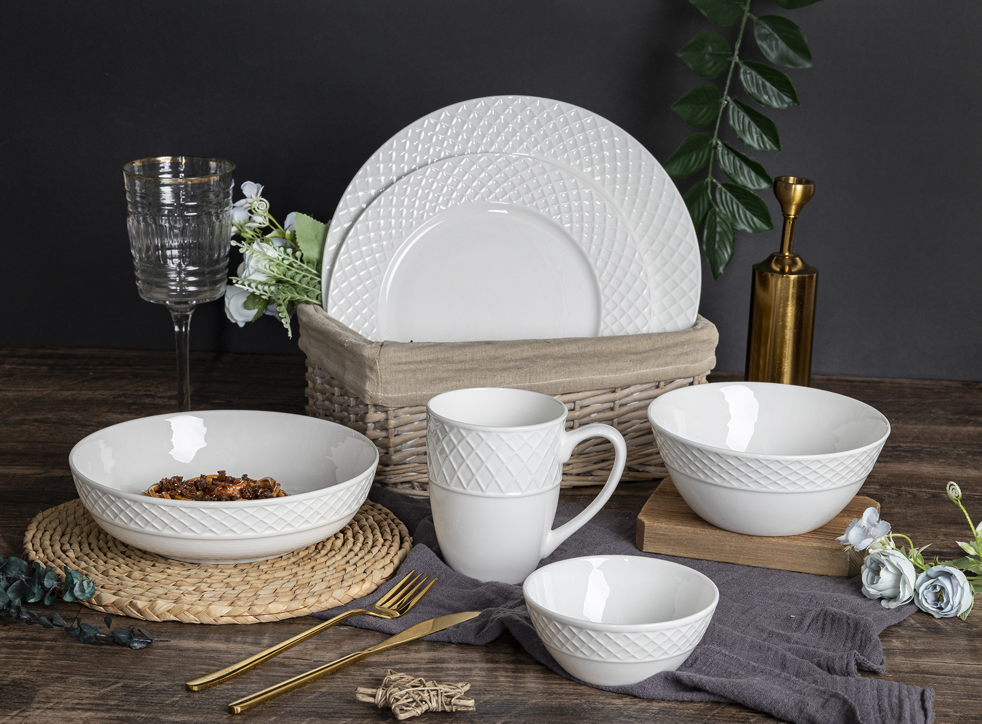CHANGSHA HAPPY GO Geometric Grid Embossed White Bone China Dinner Set for Stylish and Durable Hospitality Use |happygodinnerware.com