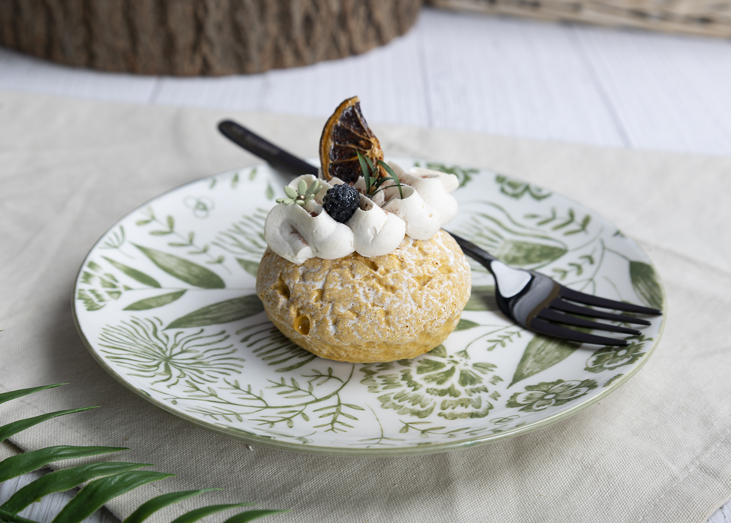 CHANGSHA HAPPY GO White Porcelain Dinnerware with Floral Print and Painted Rim | happygodinnerware.com